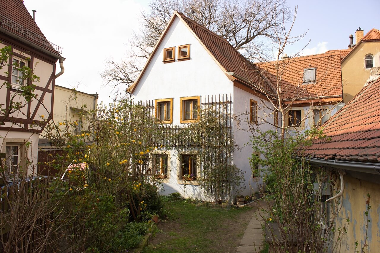real-estate-09